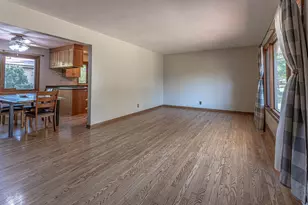 1209 Mayfield Ct, Rockford, IL 61107 - Photo 8