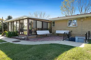 5588 35th St, Rockford, IL 61109 - Photo 2