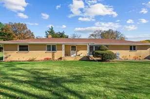 5588 35th St, Rockford, IL 61109 - Photo 1