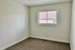 7348 Colosseum Dr, Rockford, IL 61107 - Photo 8