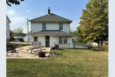 410 S Carroll Street, Mount Carroll, IL 61053 - Photo 4