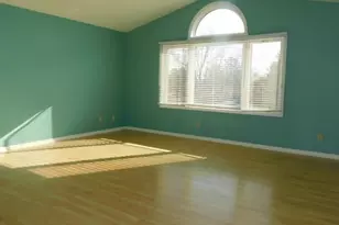 524 Triton Ave, Rockford, IL 61107 - Photo 8