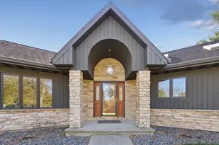 97 Highcrest Ct, Shannon, IL 61078 - Photo 2