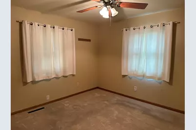 401 Shumway, Lena, IL 61048 - Photo 22