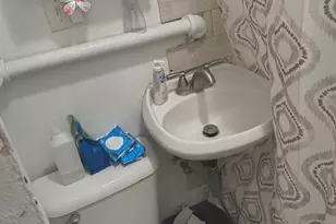 417 9th St, Rockford, IL 61104 - Photo 12