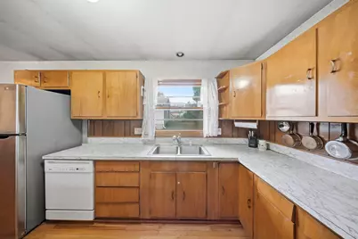 1864 W Revere Street, Freeport, IL 61032 - Photo 10