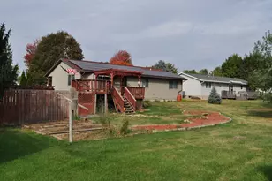 135 Fieldcrest Ln, Cedarville, IL 61013 - Photo 42