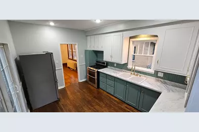 110 W Catlin Street, Elizabeth, IL 61028 - Photo 4