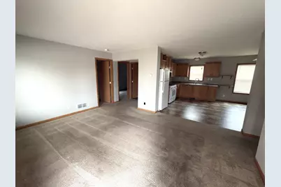 498 Park Avenue, Belvidere, IL 61008 - Photo 2