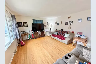 322 E 10th Street, Pecatonica, IL 61063 - Photo 4