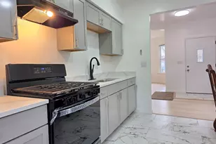 1030 N Winnebago, Rockford, IL 61103 - Photo 10