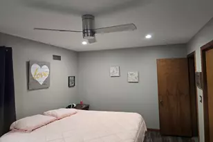 1208 Roxbury Close, Rockford, IL 61107 - Photo 14