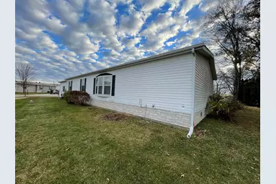 562 Seasons Parkway, Belvidere, IL 61008 - Photo 20
