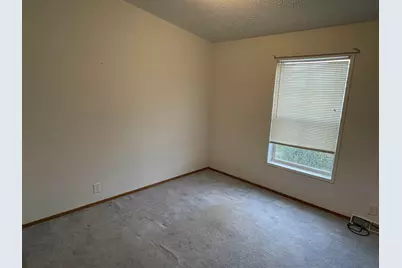 562 Seasons Parkway, Belvidere, IL 61008 - Photo 14