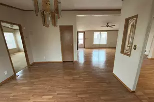 823 Fox Ln, Belvidere, IL 61008 - Photo 6