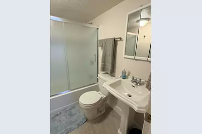 2104 Latham Street, Rockford, IL 61103 - Photo 16