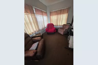 21 W Dexter, Freeport, IL 61032 - Photo 14