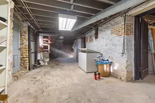 395 W Cedarville Rd, Freeport, IL 61032 - Photo 16