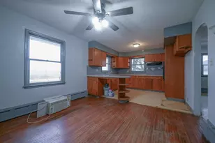 2610 S Klinger Rd, Pecatonica, IL 61063 - Photo 10