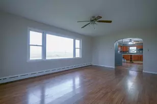 2610 S Klinger Rd, Pecatonica, IL 61063 - Photo 8