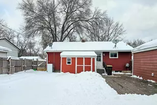 1105 Colonial Dr, Machesney Park, IL 61115 - Photo 32
