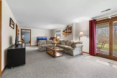 125 SE Heath Cliff Drive, Poplar Grove, IL 61065 - Photo 4