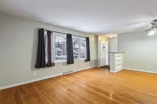 716 Peter Ave, Rockford, IL 61108 - Photo 6