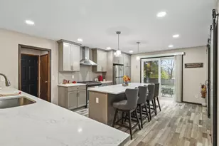 7604 Larwinn Dr, Rockford, IL 61107 - Photo 10