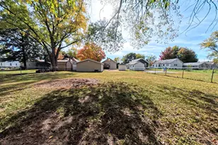 118 W 3rd St, Streator, IL 61364 - Photo 30