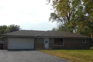3329 Lookout Dr, Rockford, IL 61109 - Photo 1