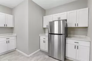 1204 S 6th St, Rockford, IL 61104 - Photo 18