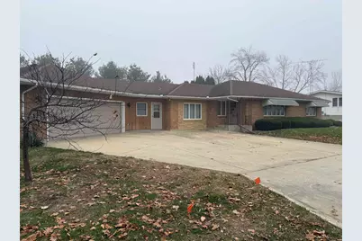 13 S Stanton Street, Shannon, IL 61078 - Photo 2