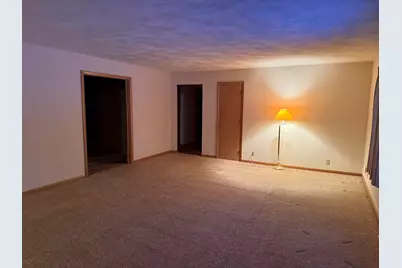 13 S Stanton Street, Shannon, IL 61078 - Photo 4