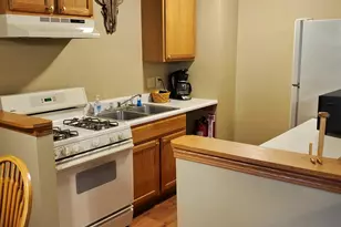 325 Clark 2C St, Utica, IL 61373 - Photo 8