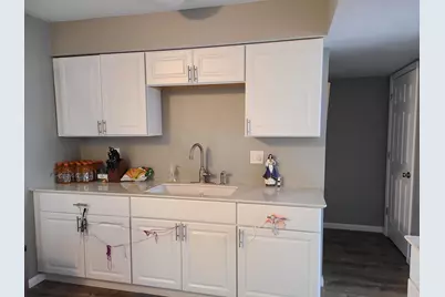 546 Marquette South Unit Street, Lasalle, IL 61301 - Photo 14