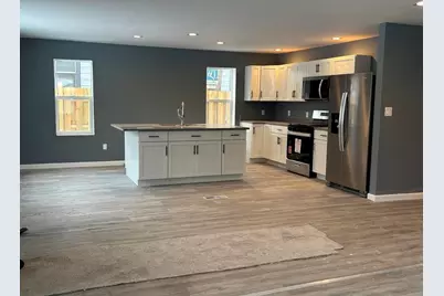 3137 Collins Street, Rockford, IL 61109 - Photo 6