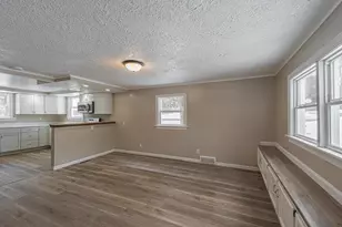 4516 Raven St, Rockford, IL 61107 - Photo 6