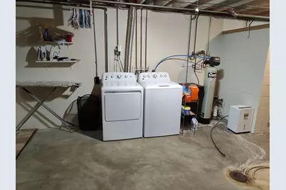 1424 W American, Freeport, IL 61032 - Photo 34