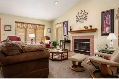 6430 Old Hunters Run, Rockford, IL 61114 - Photo 4