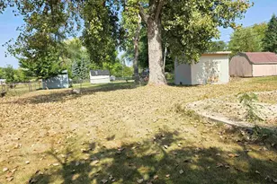 3429 Ed Vera Dr, Rockford, IL 61109 - Photo 38