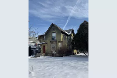 124 S Prospect Street, Rockford, IL 61104 - Photo 2