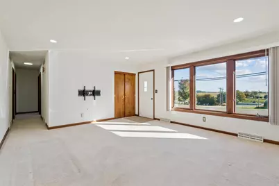 8920 N Badger Road, East Dubuque, IL 61025 - Photo 4