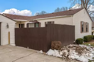 202 W Renrose Ave, Loves Park, IL 61111 - Photo 16