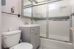 202 W Renrose Ave, Loves Park, IL 61111 - Photo 10