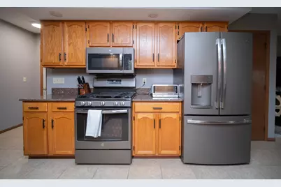 4036 Fox Hills Drive, Rockford, IL 61101 - Photo 4