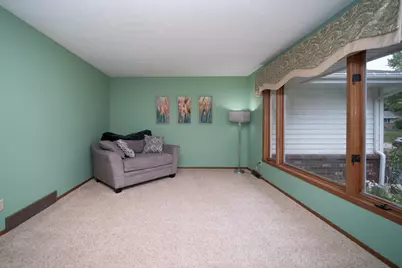 4036 Fox Hills Drive, Rockford, IL 61101 - Photo 18