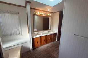 900 Micole Dr, Belvidere, IL 61008 - Photo 8