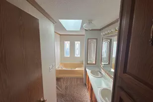 900 Micole Dr, Belvidere, IL 61008 - Photo 6