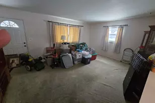 1002 Fieldcrest Dr, Rockford, IL 61101 - Photo 6