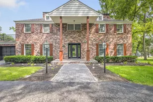 1927 Baintree Rd, Lake Summerset, IL 61019 - Photo 2